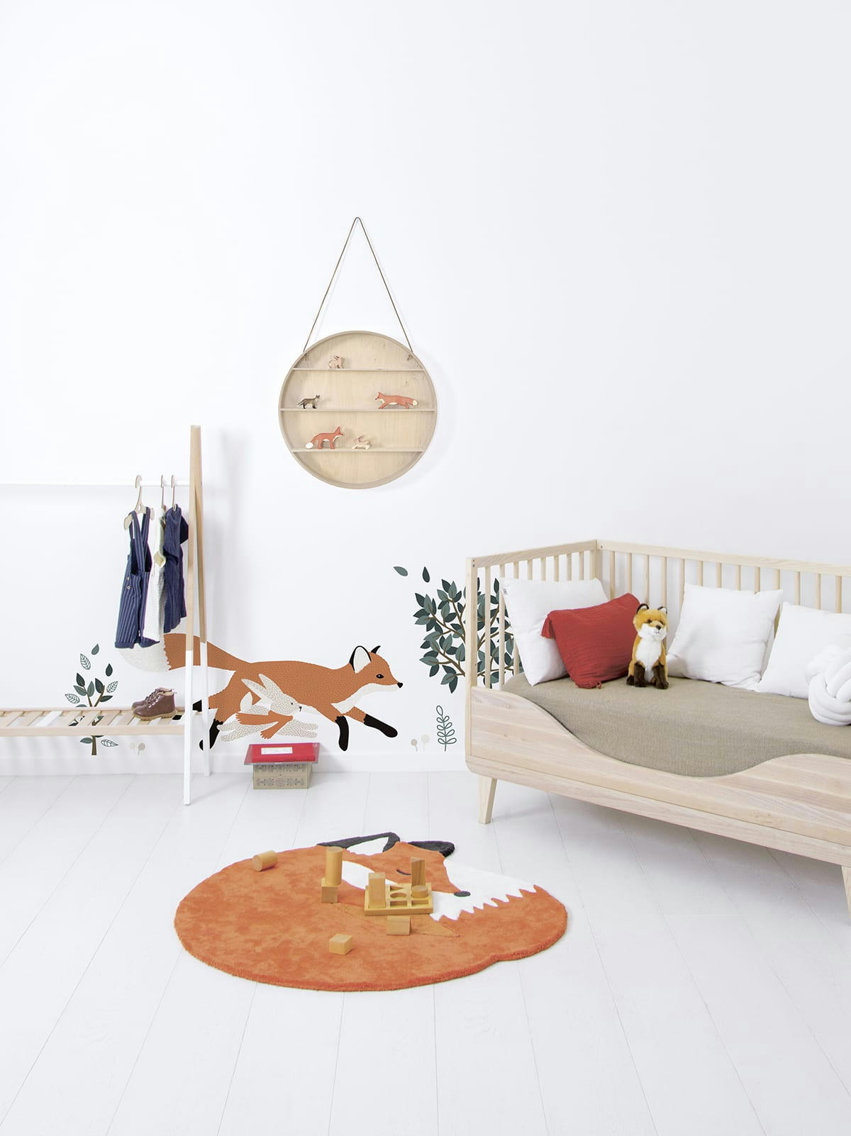 M. FOX - Sticker décor forêt, renard et lapin en Vinyle mat Orange 64x130 cm