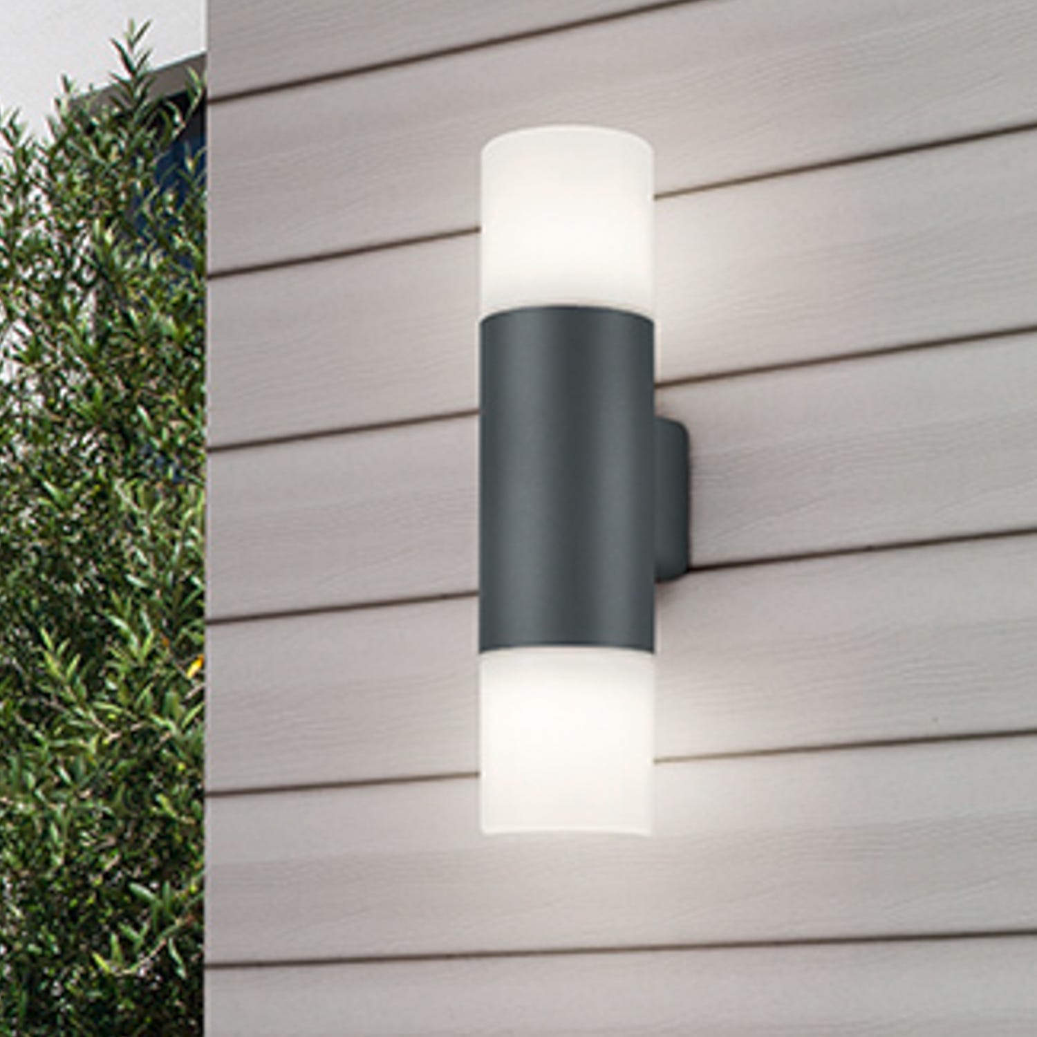 Applique da giardino 2 luci Hoosic antracite Trio