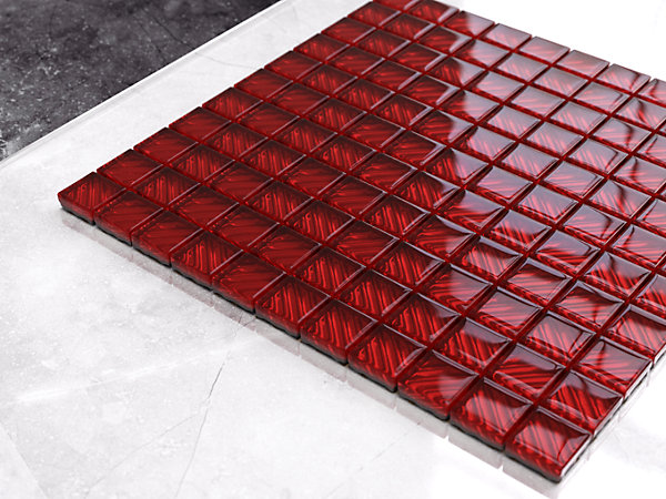 Mosaïque en verre sur filet pour salle de bain ou cuisine 30 cm x 30 cm - Red Hot Chili Peppers