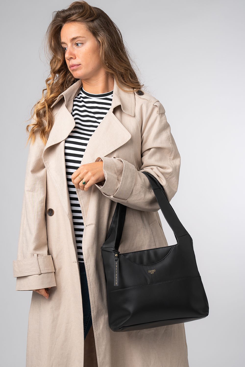 Cultured London Ariel' Leather Shoulder Bag