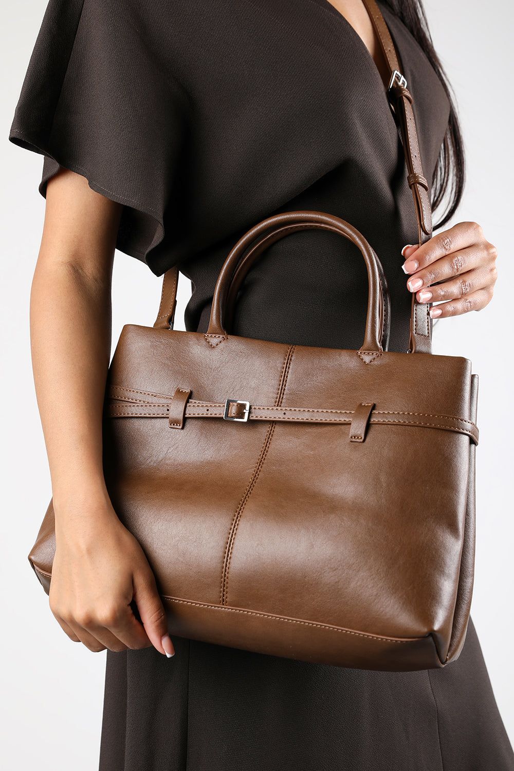 Where's That From Flores' Luxury Structured Leather Tote Bag