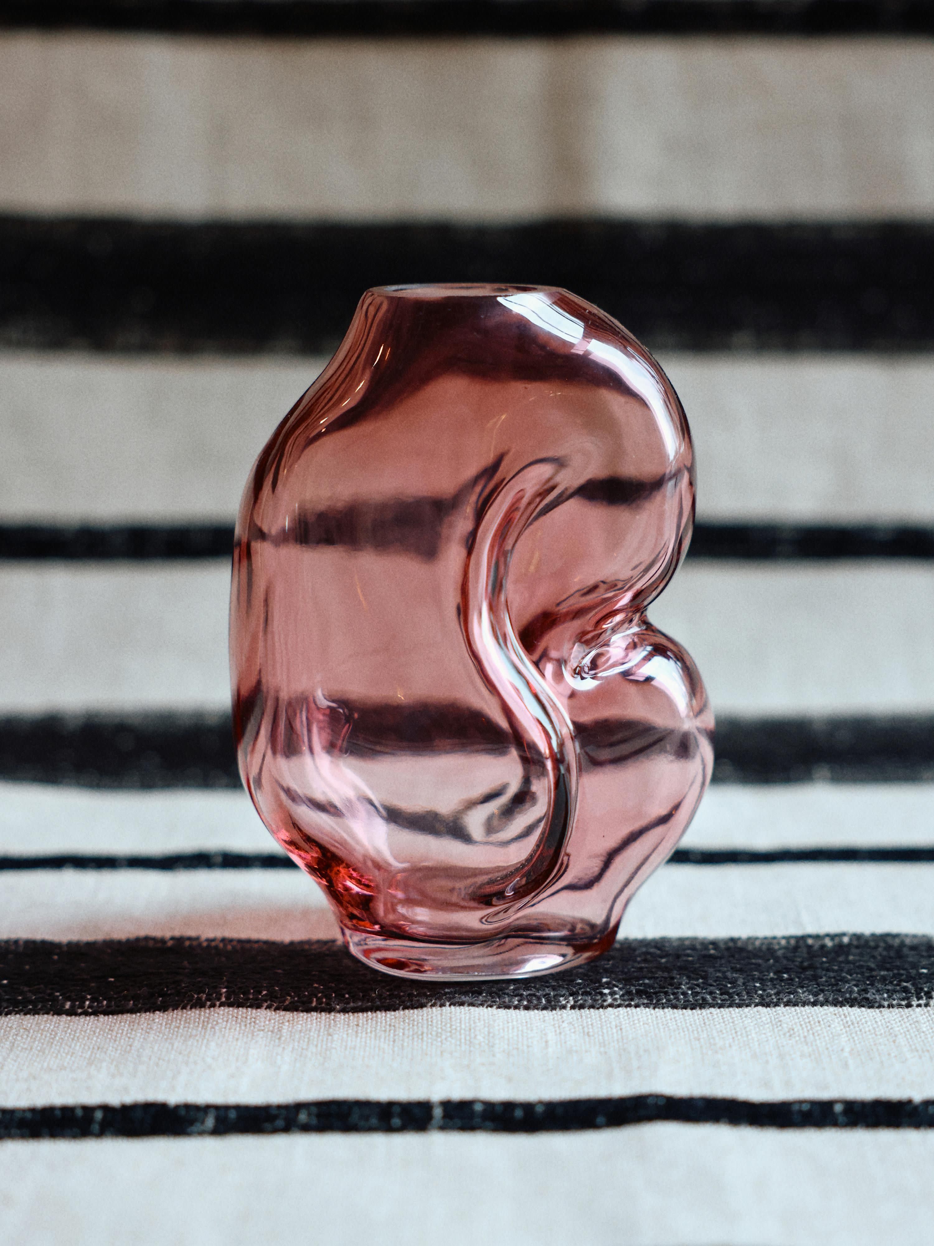 Handgefertigte Glas-Vase Gleam, H 18 cm