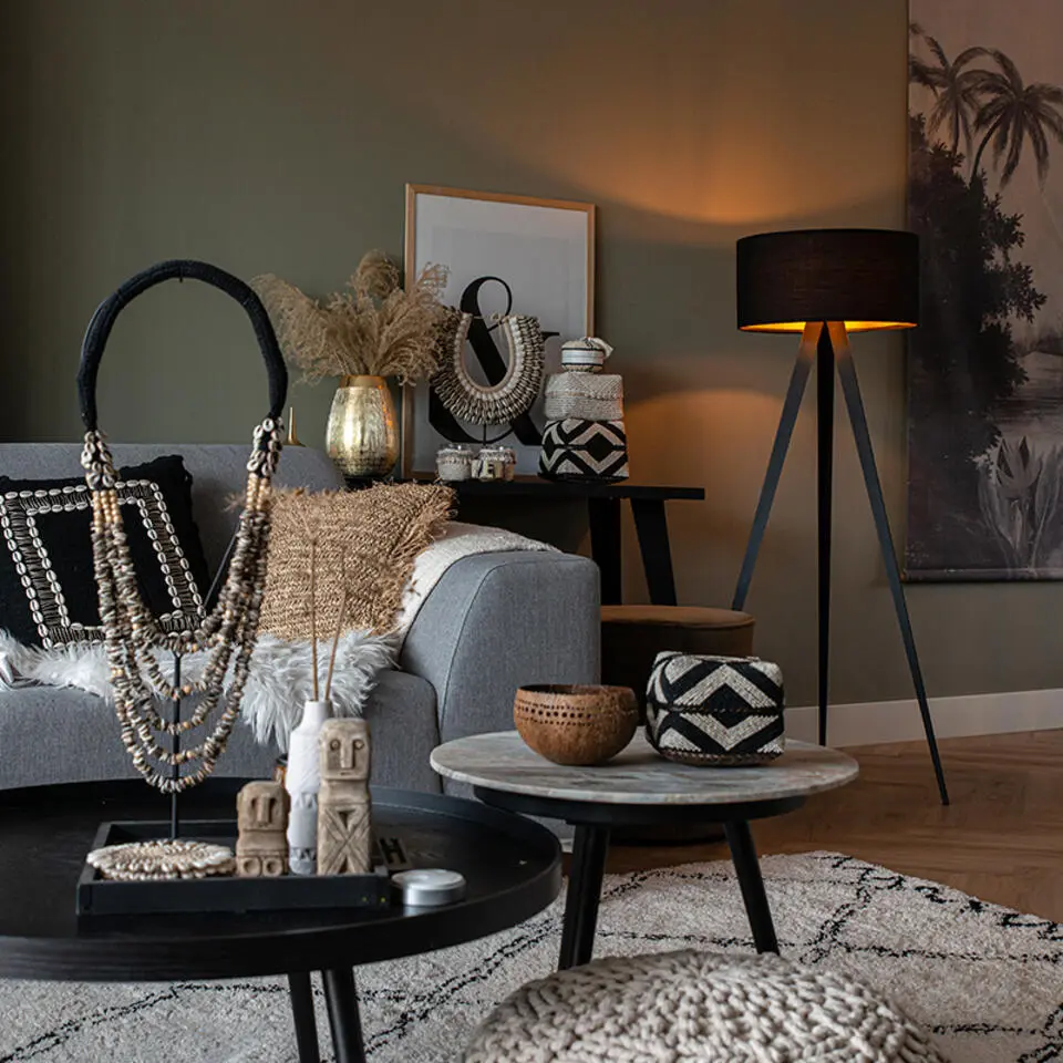 QAZQA Vloerlamp met kap zwart en gouden binnenkant - Tripe