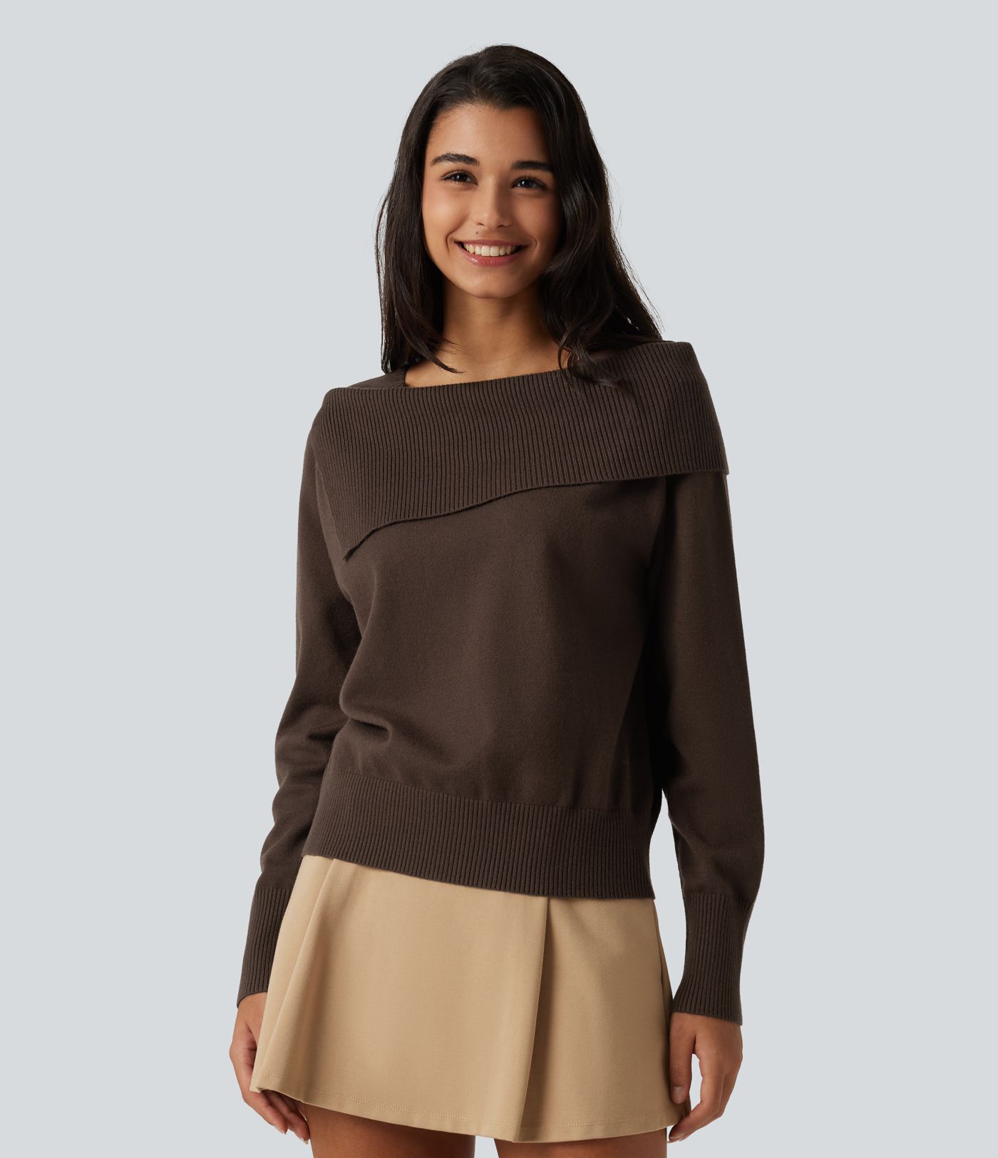 Pull à revers et manches longues