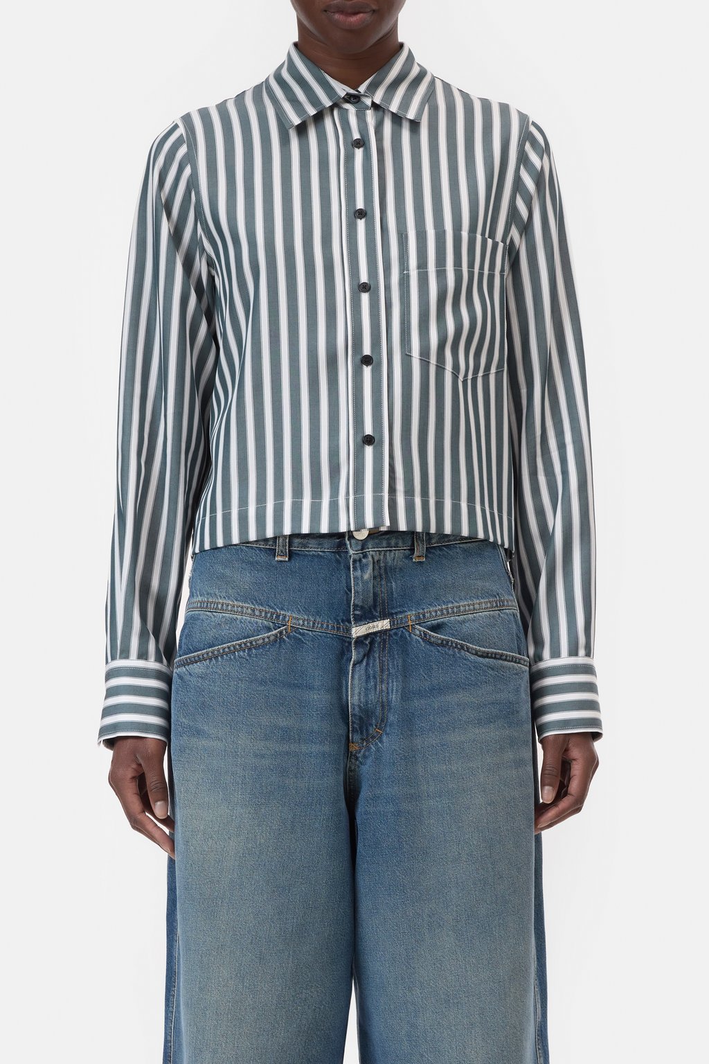 Verkürzte Hemdbluse aus Lyocell