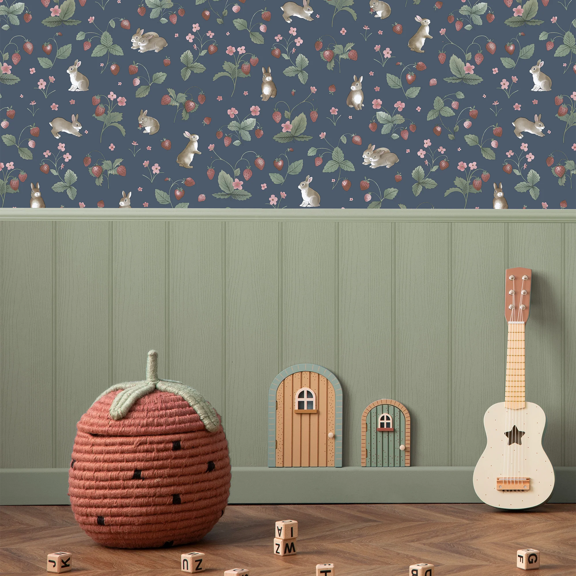 HOLDEN DECOR Papier peint BUNNIES & BERRIES bleu marine