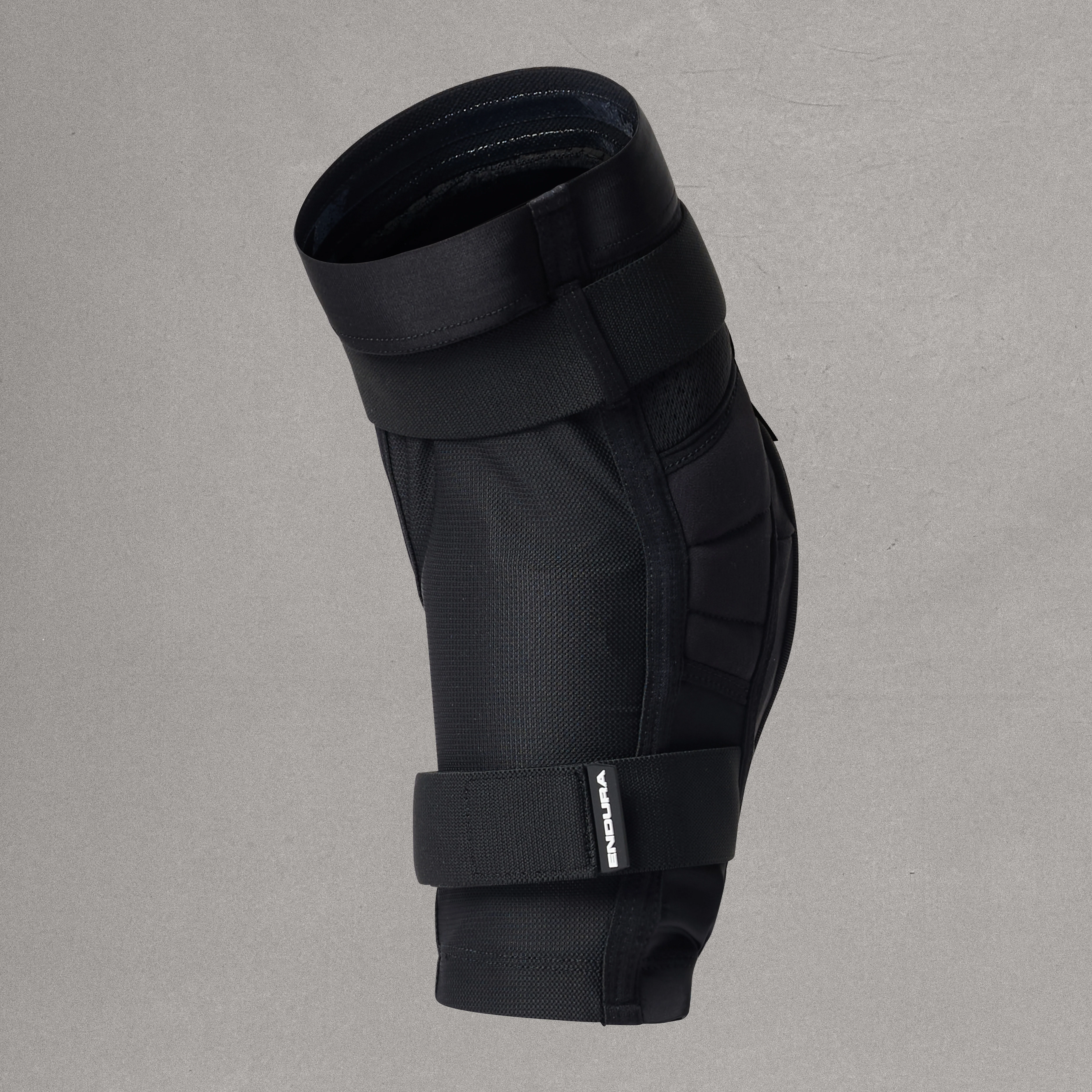 MT500 Hard Shell Knee Pads - Black