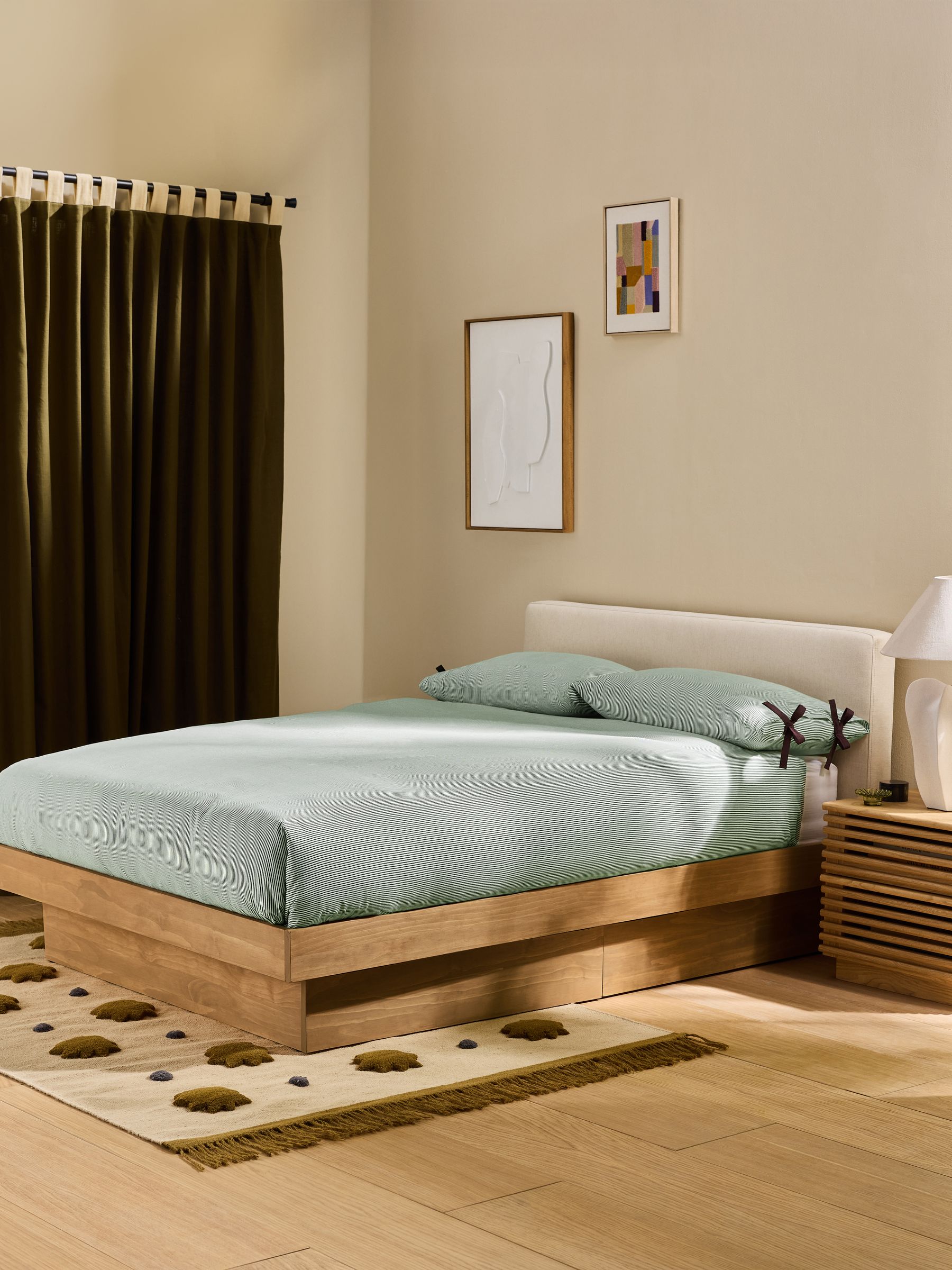 Meiko Platform Bed With Drawers in Woven Slub Plain Natural Stone