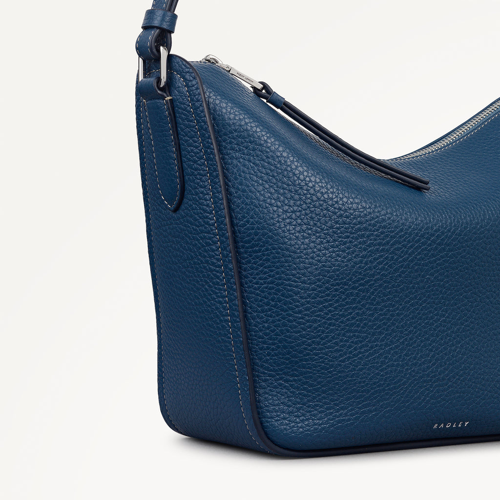 Oak Street - Medium Ziptop Cross Body
