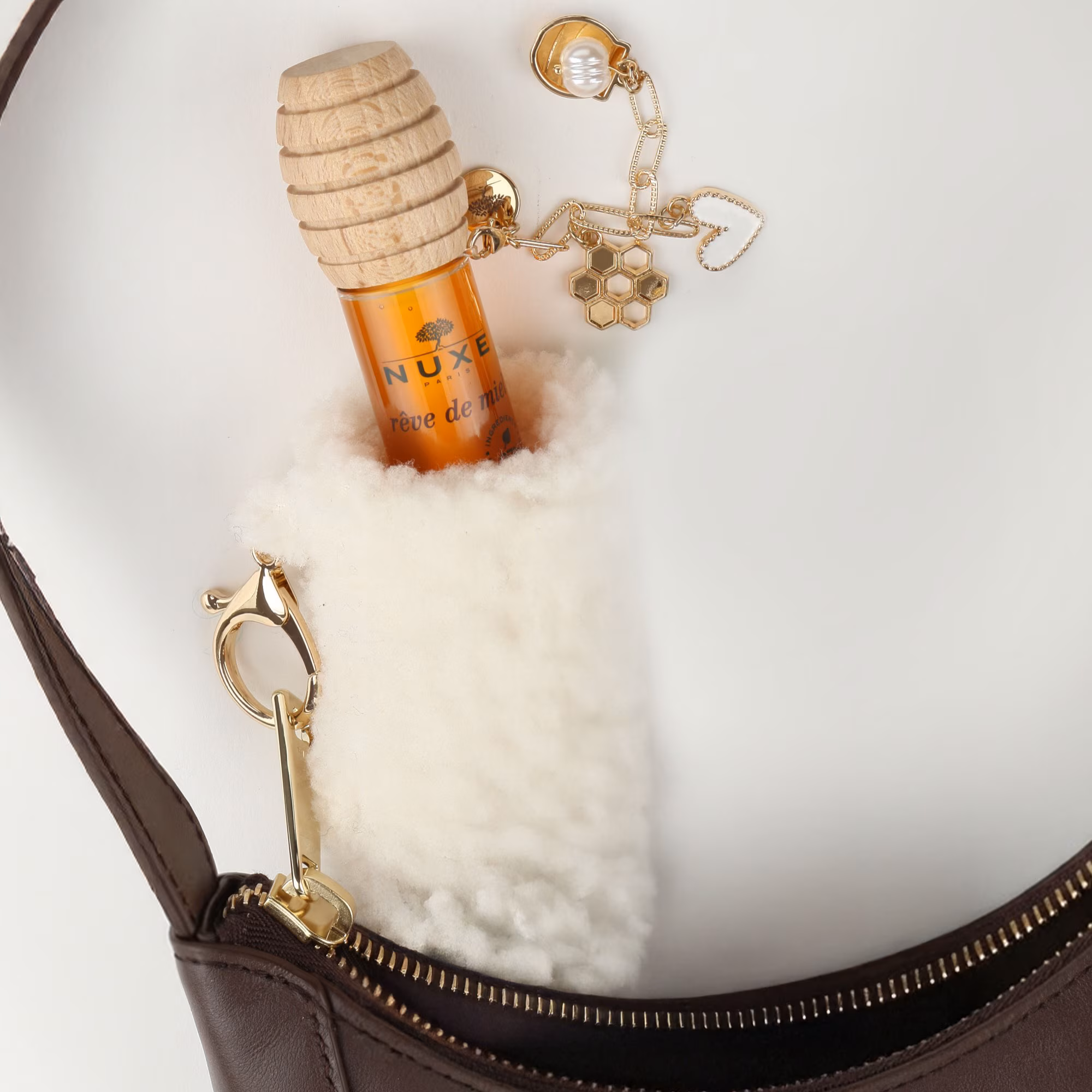 RÊVE DE MIELSoin lèvres au miel avec étui & charms