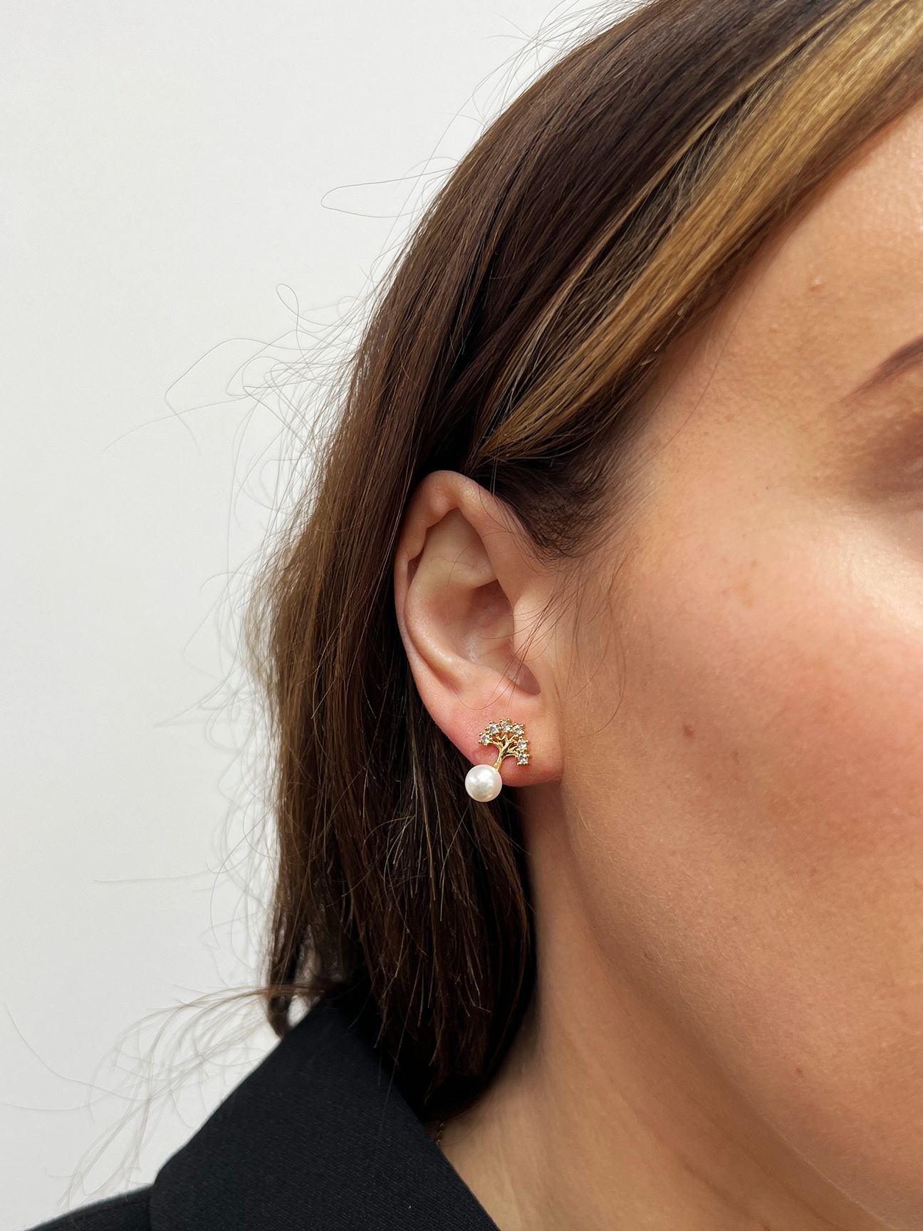 SVNX Pearl Stud Earring with Diamante Tree in Gold - Gift Boxed