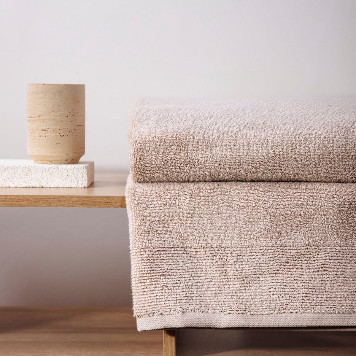 Ręcznik DESMA beżowy miękki 600 gsm 70x130 cm