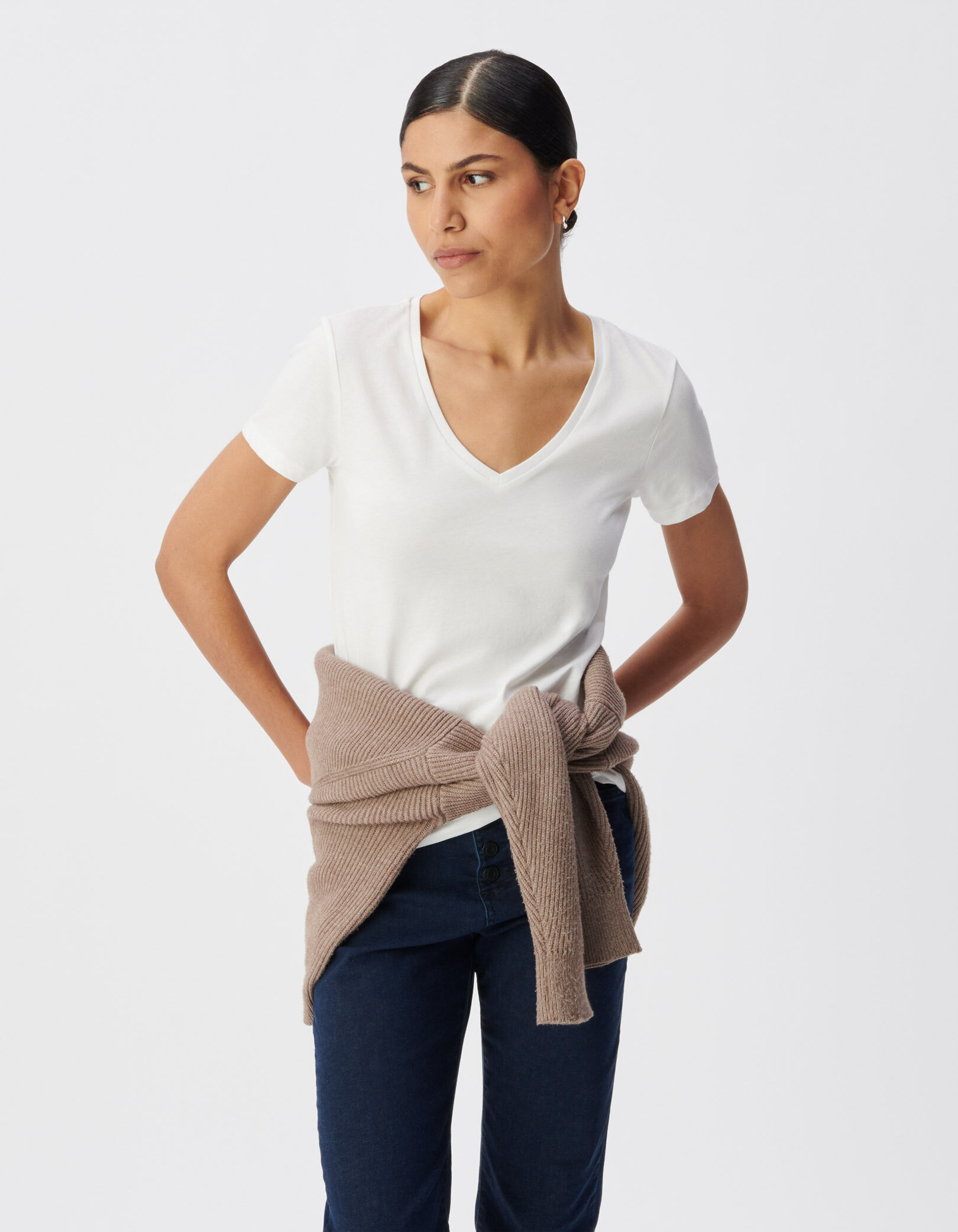Tee-shirt encolure V blanc broderie chevrons dos Femme