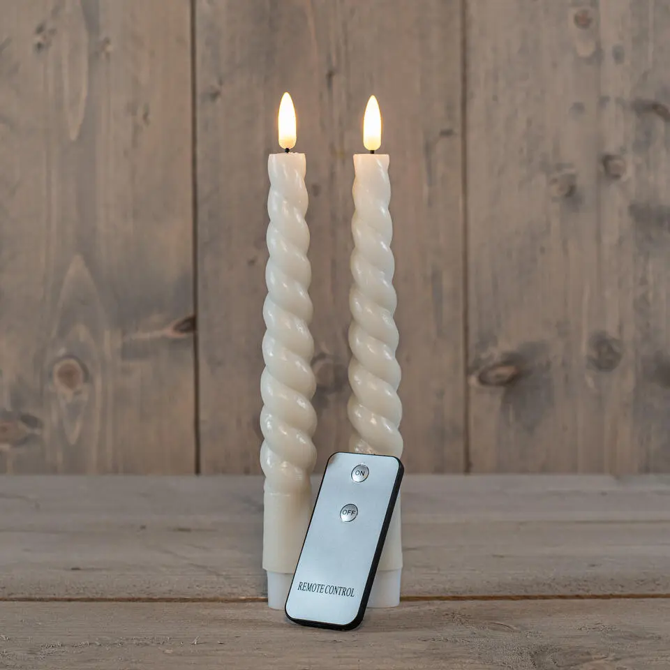 Anna Collection LED swirl dinerkaarsen - 2x - ivoor/creme - 23 cm