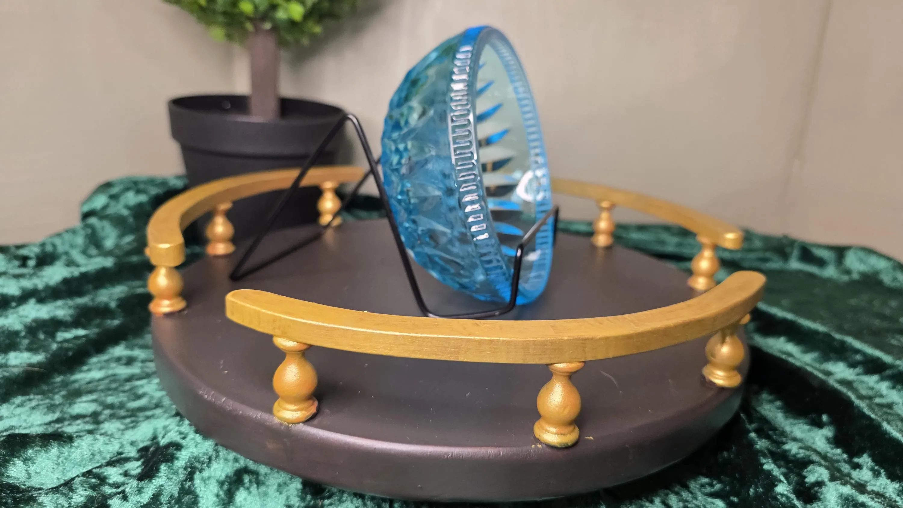 Vintage Blue Pressed Glass Plate — Mid‑Century Geometric Pattern