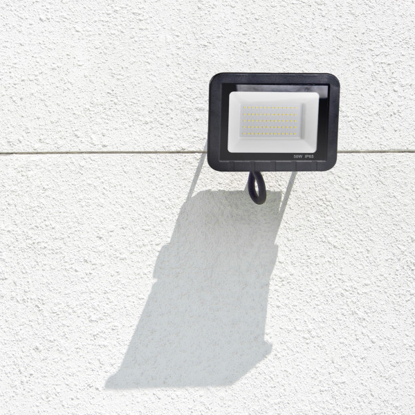 Naświetlacz halogen POLczarny LED 50W 4200lm 6500K IP65 Polux