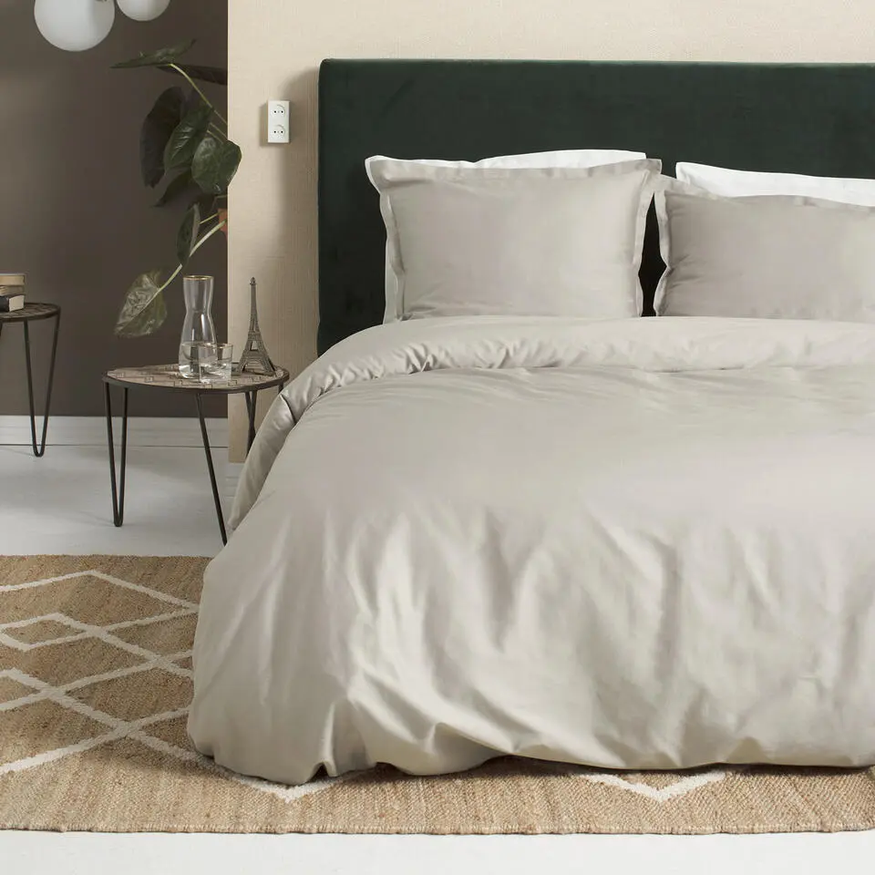 Cinderella Sundays - Dekbedovertrek - Satijn - 260x200/220 cm - Zandkleur