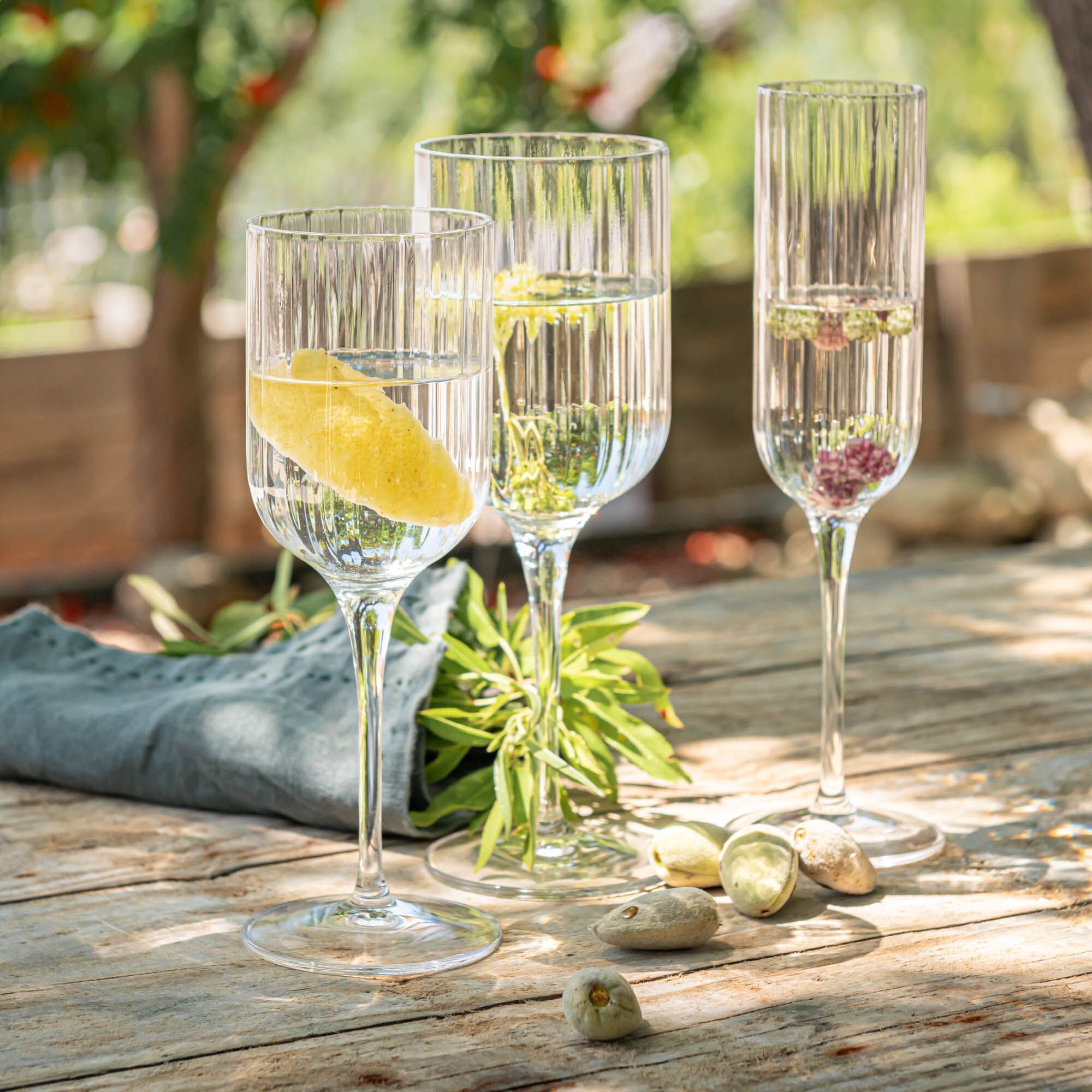 BACH - Coffret de 4 verres à pied tulipe en cristallin 28cl - transparent