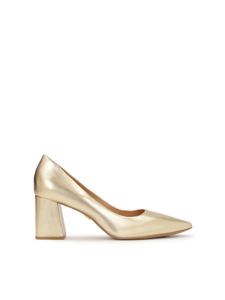 Gold pumps with a wide heel