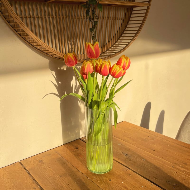 Vaas glas ribbel - transparant - &Oslash;10x24 cm