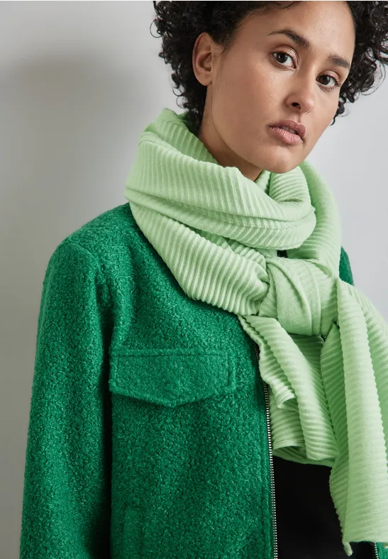 Langer Plissée Schal