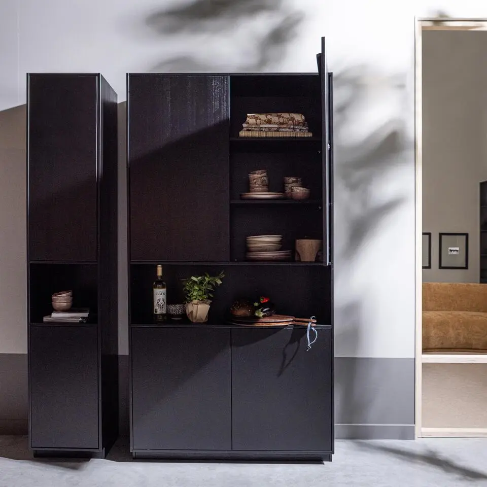 WOOOD Finca Opbergkast - Zwart - 210x39,5x40