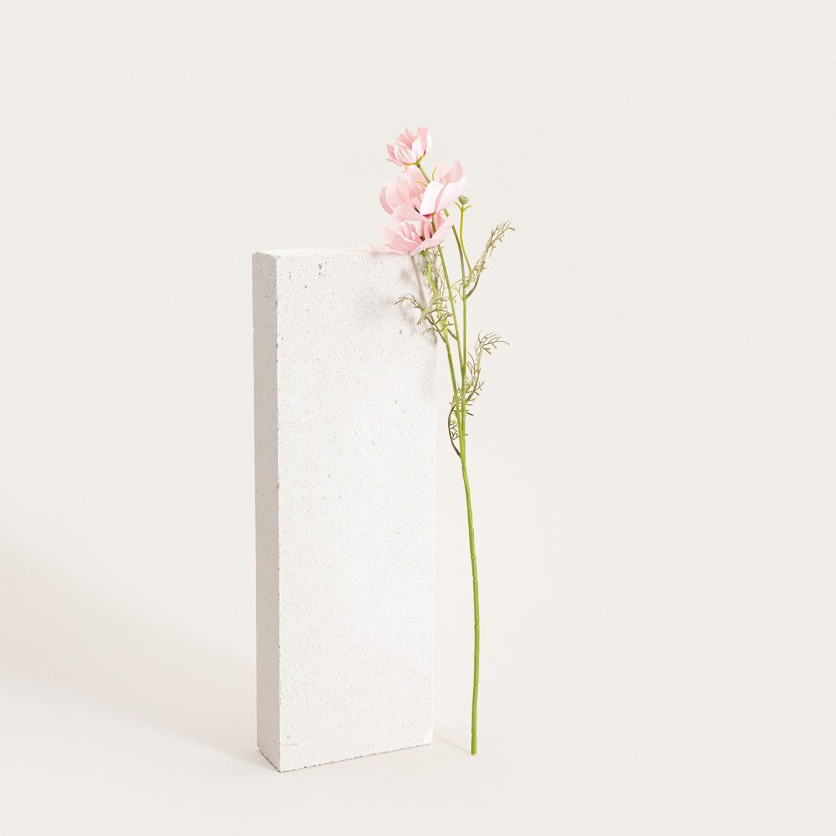 Gałązka sztuczna EMRA maki różowe 76 cm