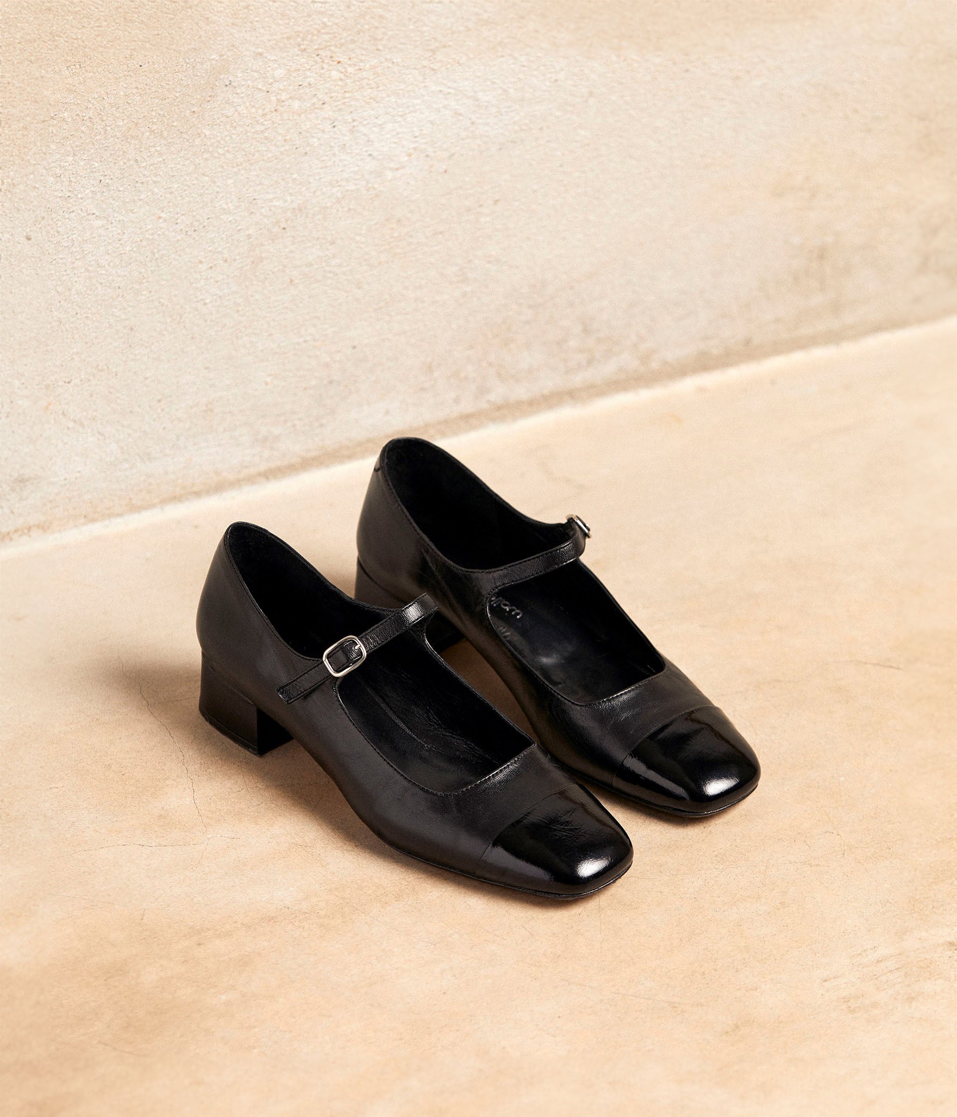 Babies noires cuir Blondine