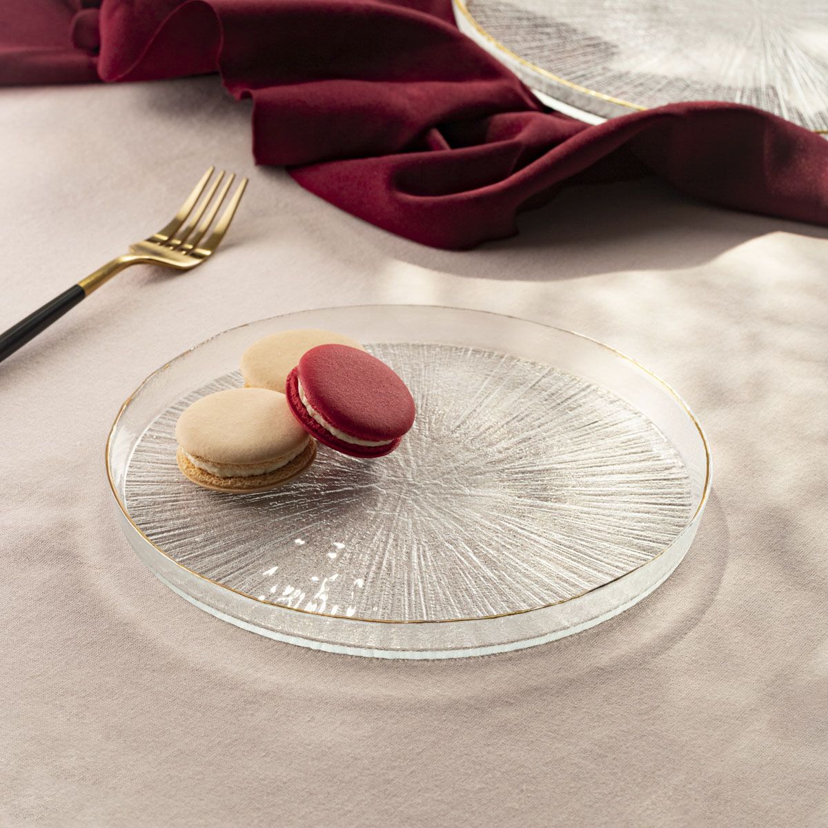 Talerz MONZE deserowy ze złotą obwódką 21 cm