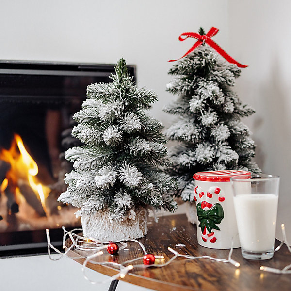 Creative Home Sapin De Noël Artificiel Enneigé 30 cm - Effet Neige - Décoration Table Fenêtre Bureau
