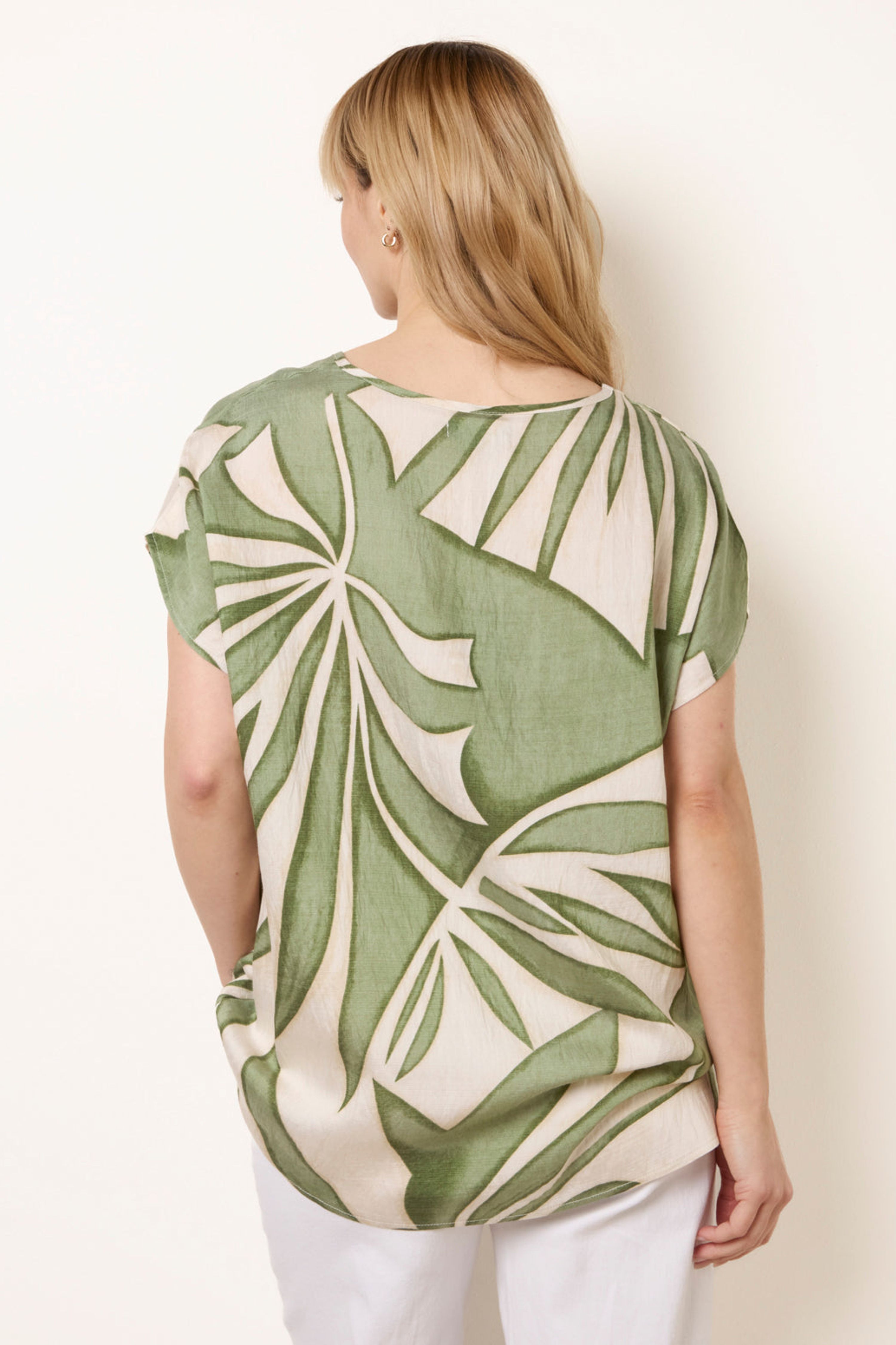 Blue Vanilla Khaki Large Floral Round Neck Top