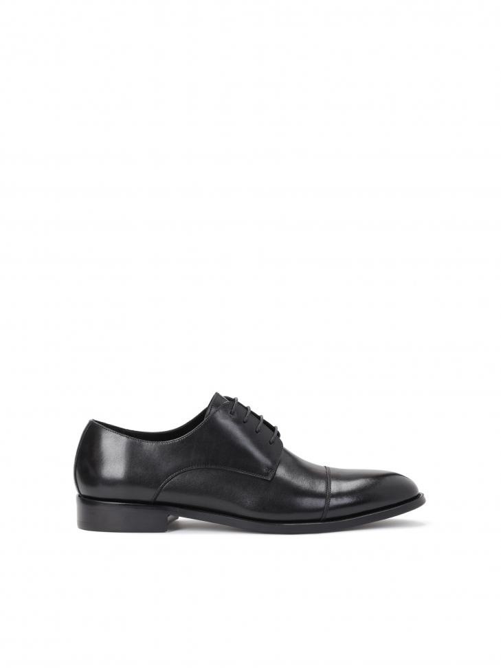 Men's black derby shoes