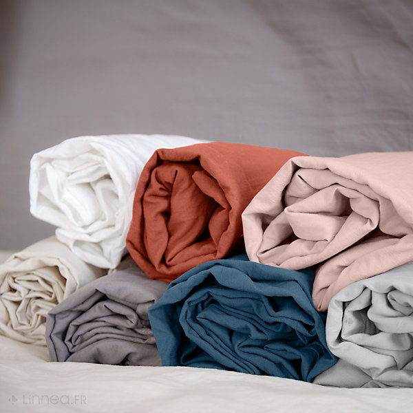 Drap housse uni 140x190 cm MILA polyester micro lavée marron sable