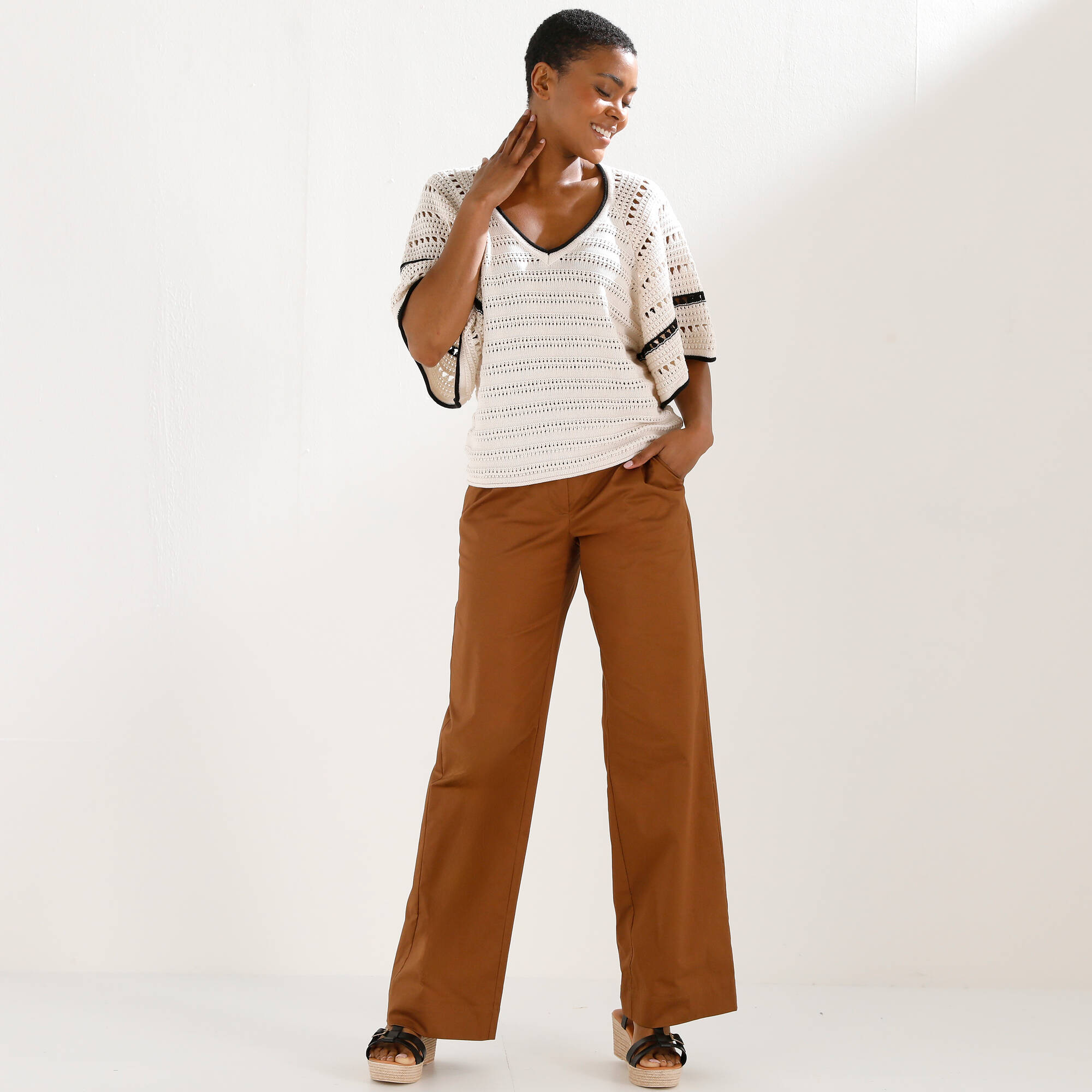 Pull manches courtes papillons, maille fantaisie