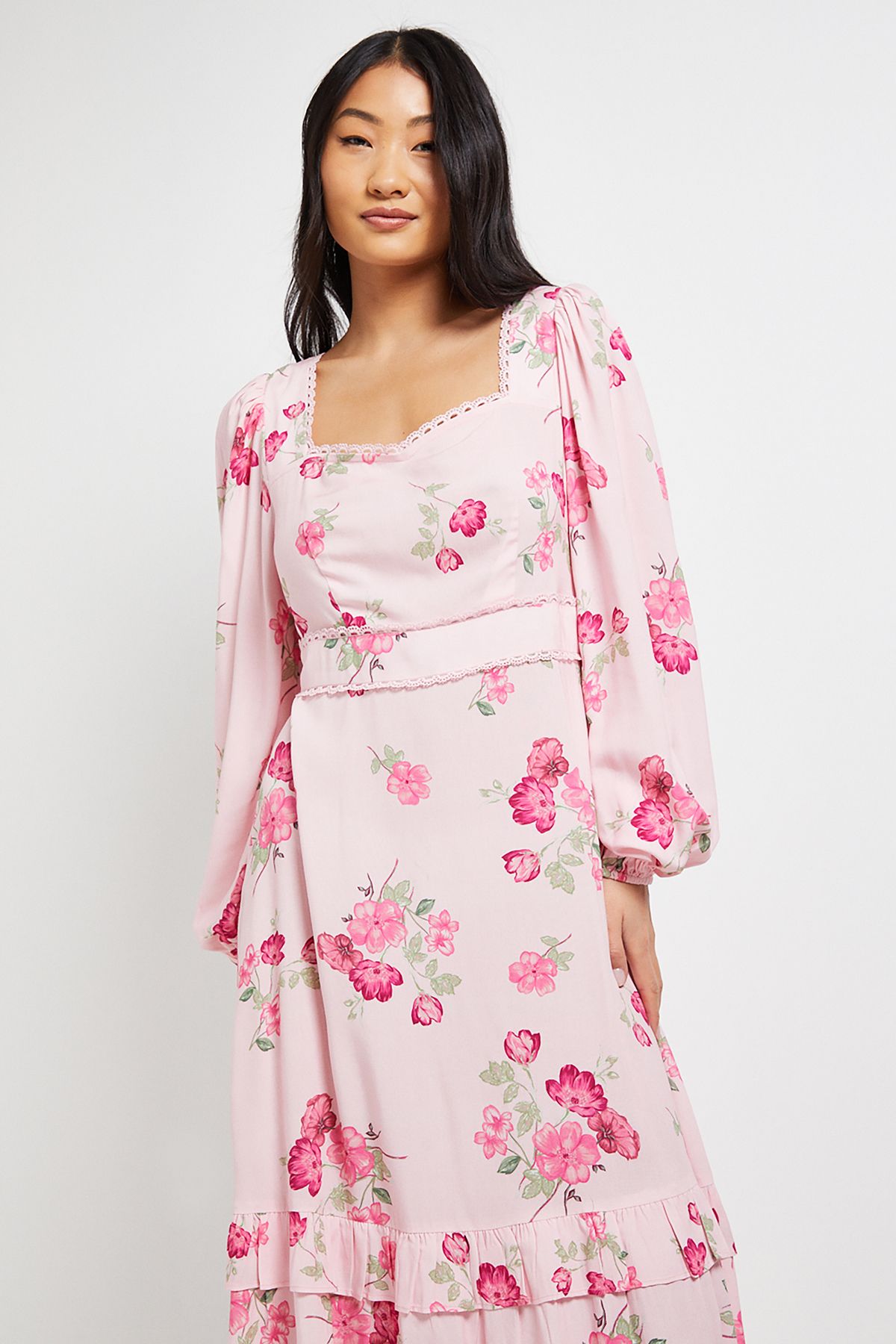 Dorothy Perkins Petite Sweetheart Neck Frill Tier Detail Long Sleeve Maxi Dress