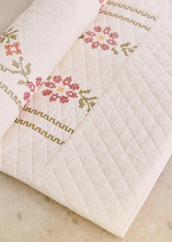 Embroidered quilt - Sézane x Lucia Vergara