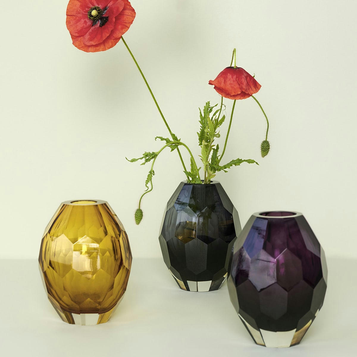 FACET - Vase en verre violet H17