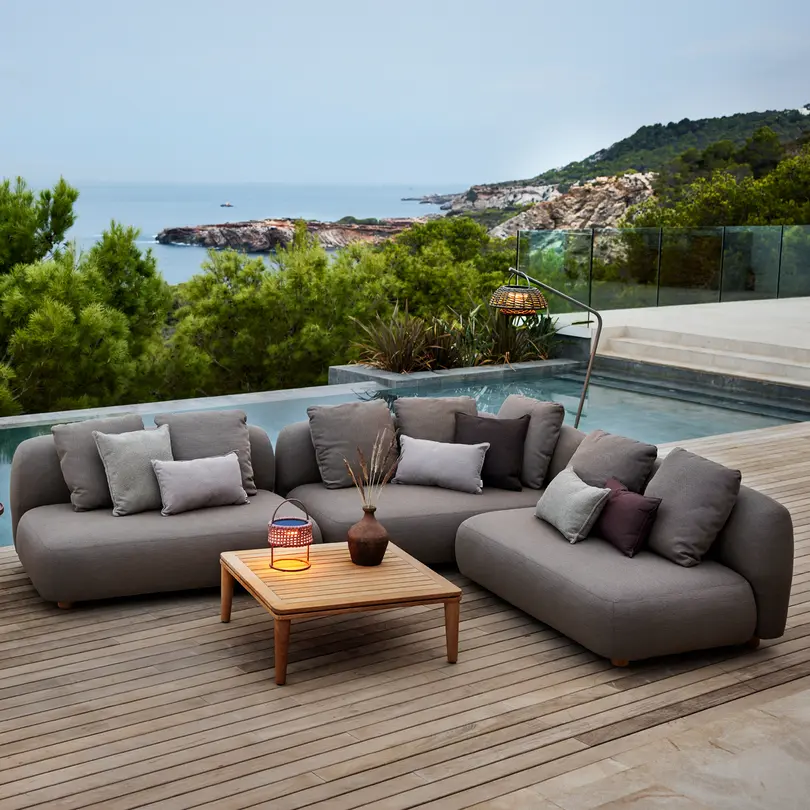 Lounge Element Capture
