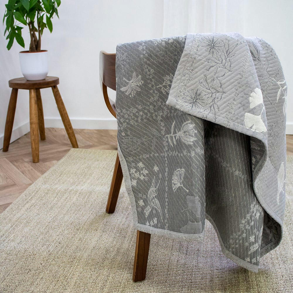 SECRET GARDEN PLAID GREY - Plaid antitache déperlant laine & autres fibres gris 174x250