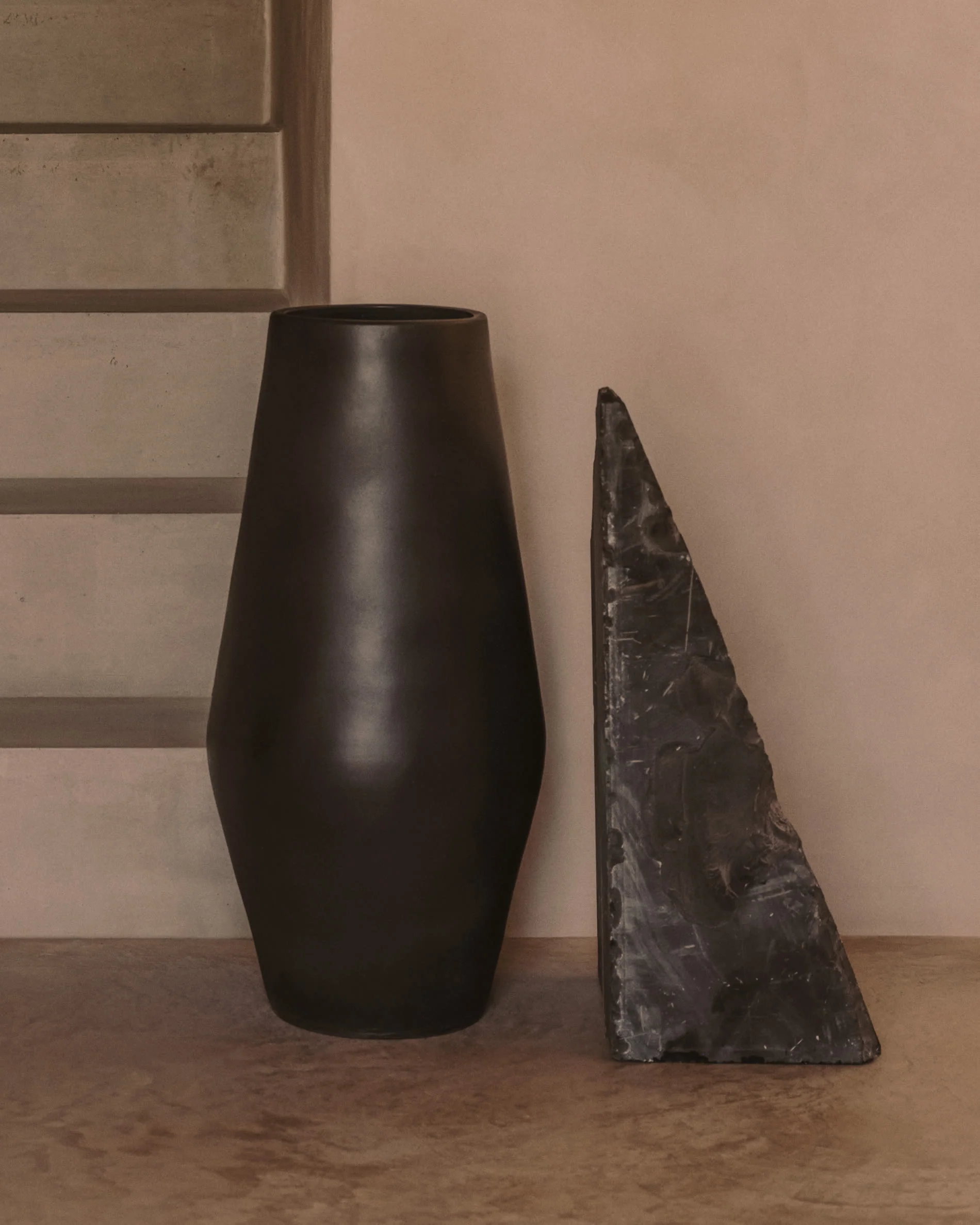 Posia Terracotta Vase 61 cm