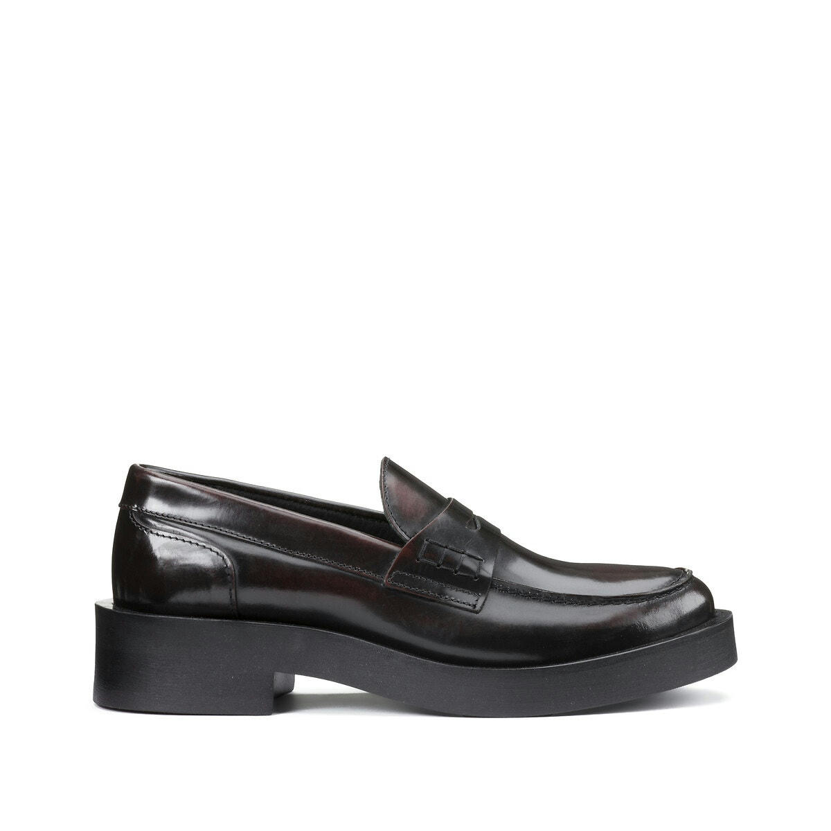 Mocassins en cuir à semelle épaisse