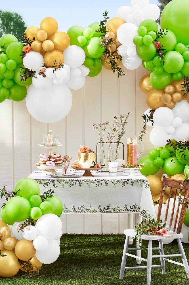 Love & Leaves Square Paper Disposable Dinner Plates, White/Green, Floral Greenery, 10-in, 8-pk, for Bachelorette/Engagement/Bridal Shower