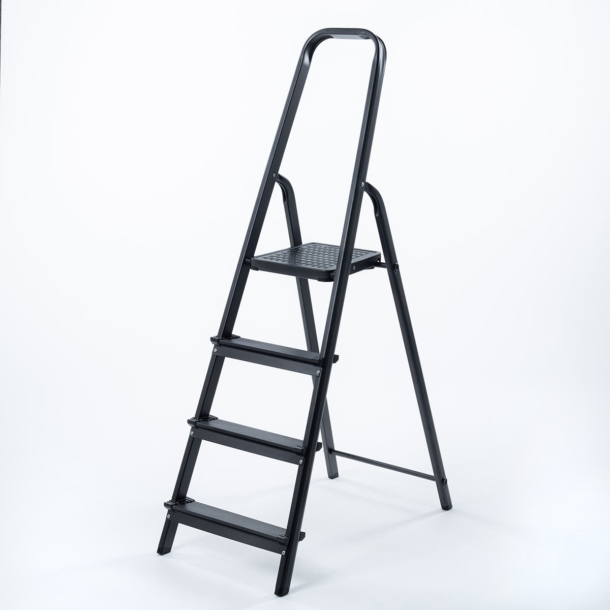 Escadote preto com 4 degraus