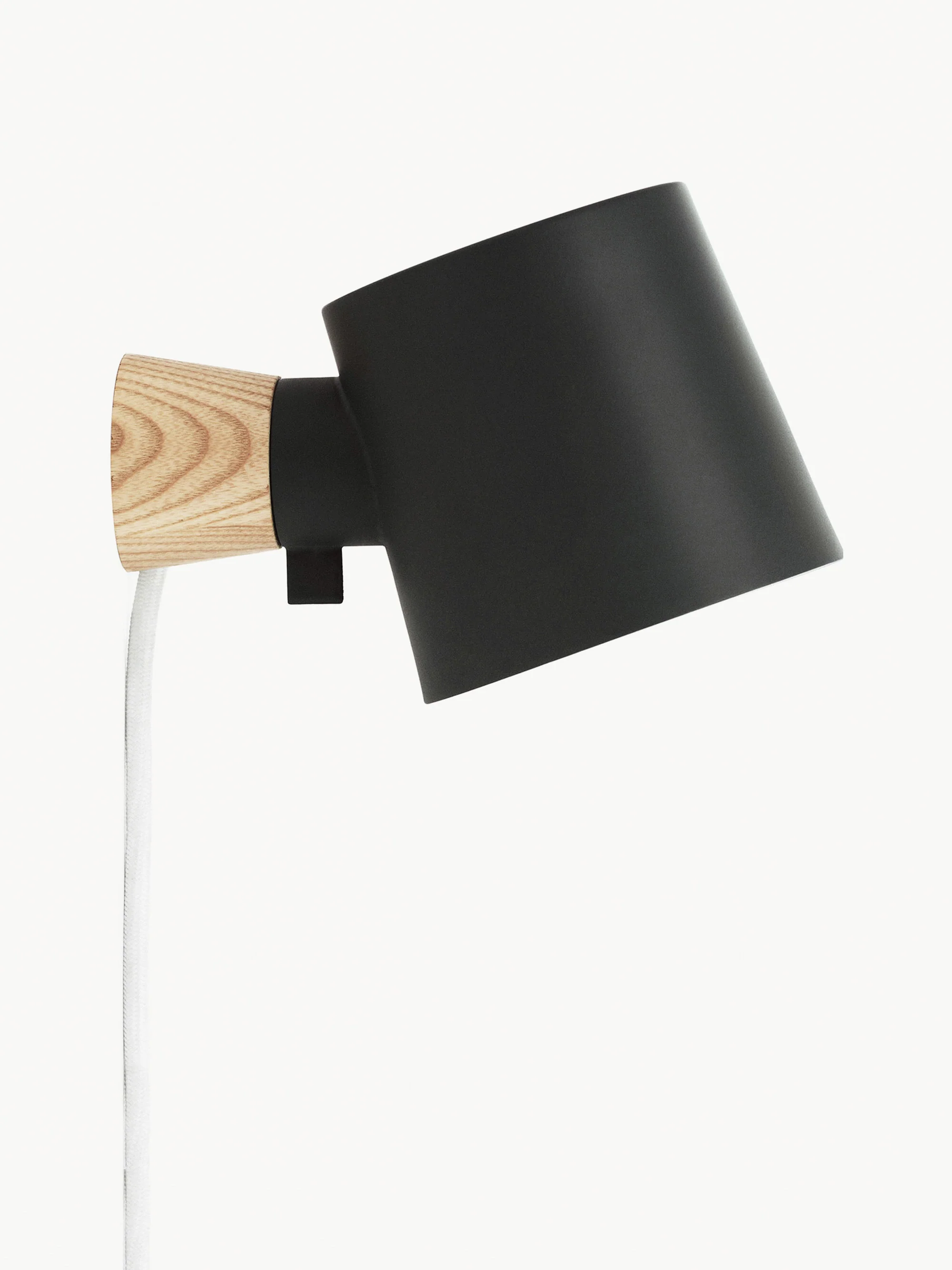 Wandleuchte Rise mit Stecker