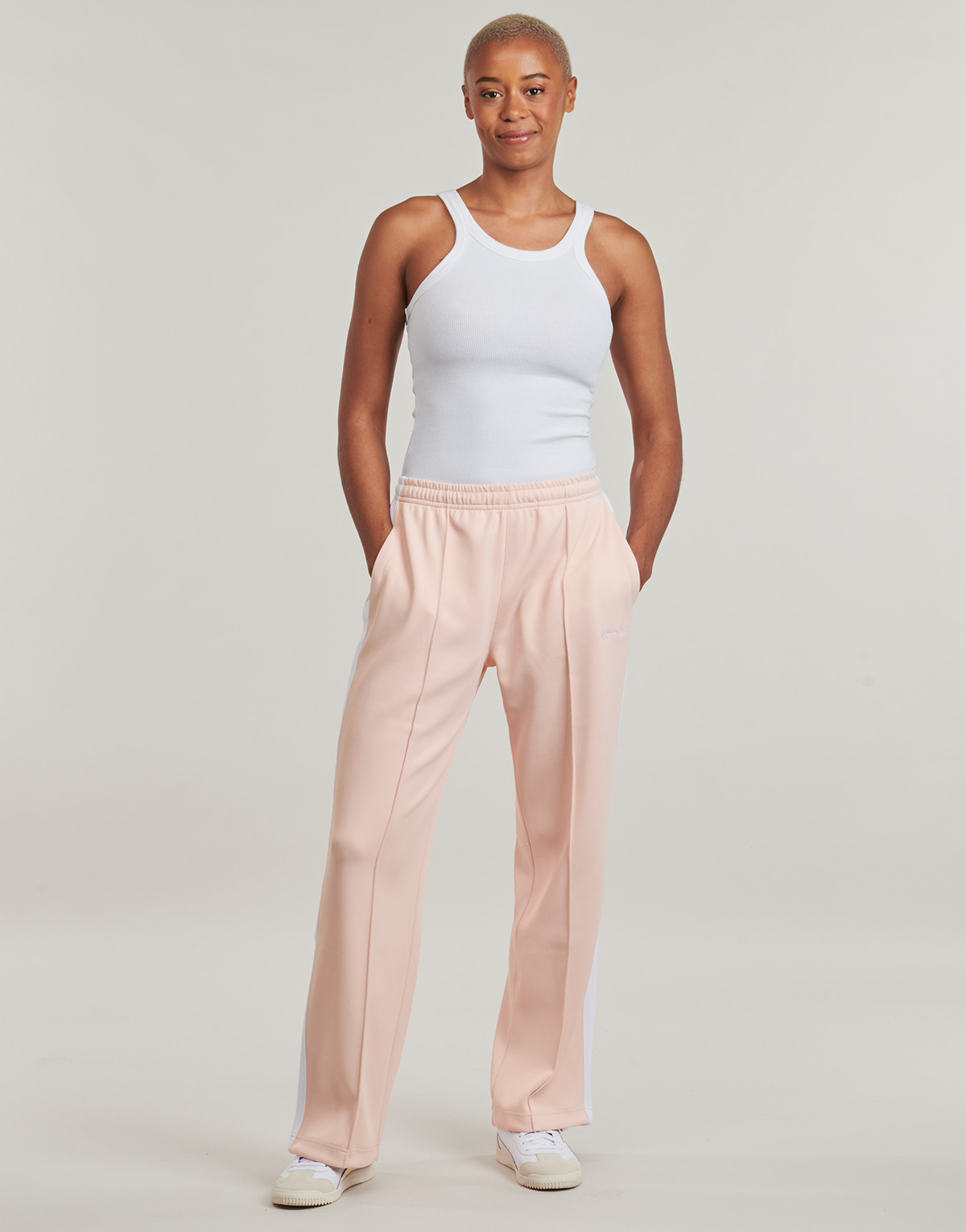 Guess - TRICOT TRACK PANT - Pink
