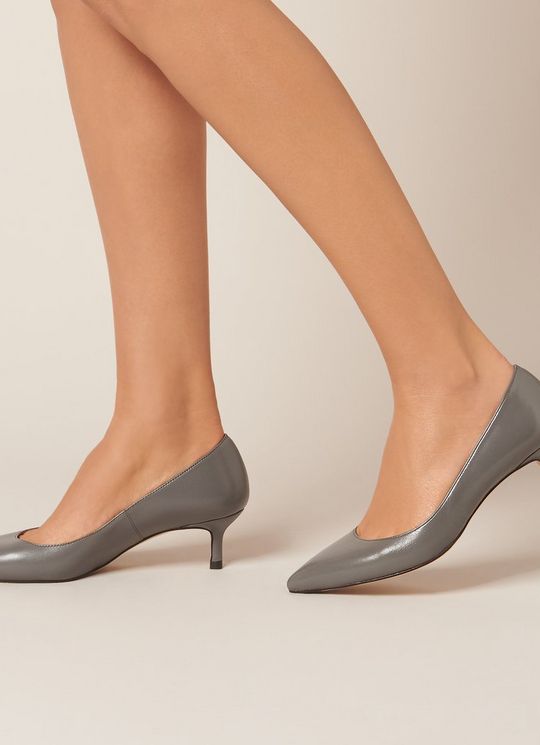 Audrey Grey Leather Closed Courts