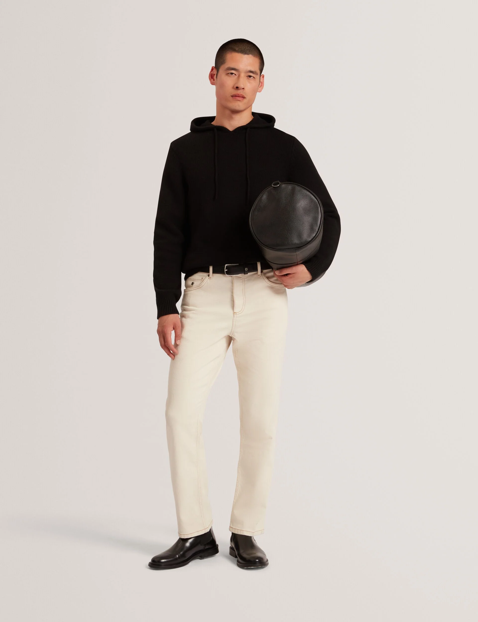 KINS | BLACK