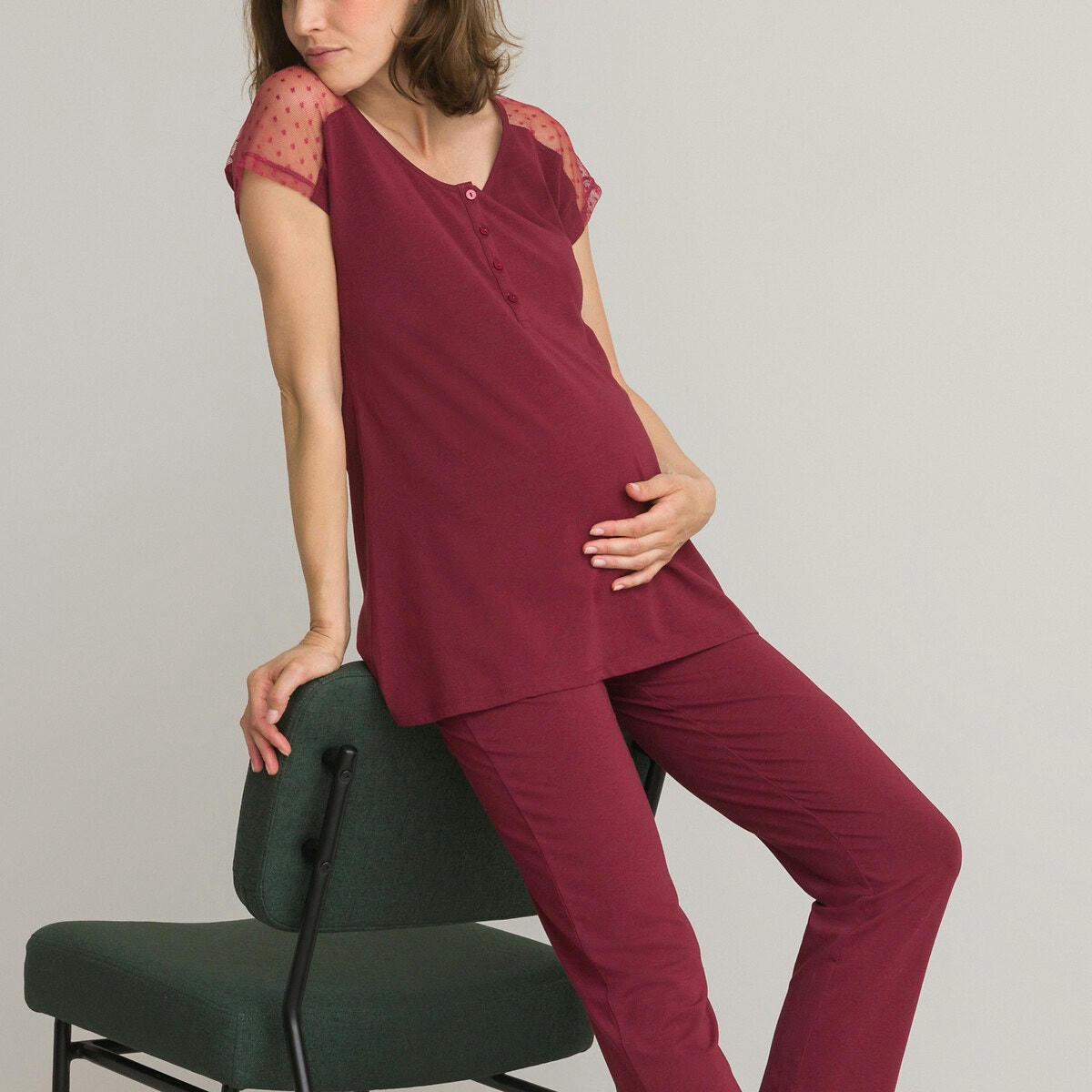 Pyjama de grossesse et allaitement