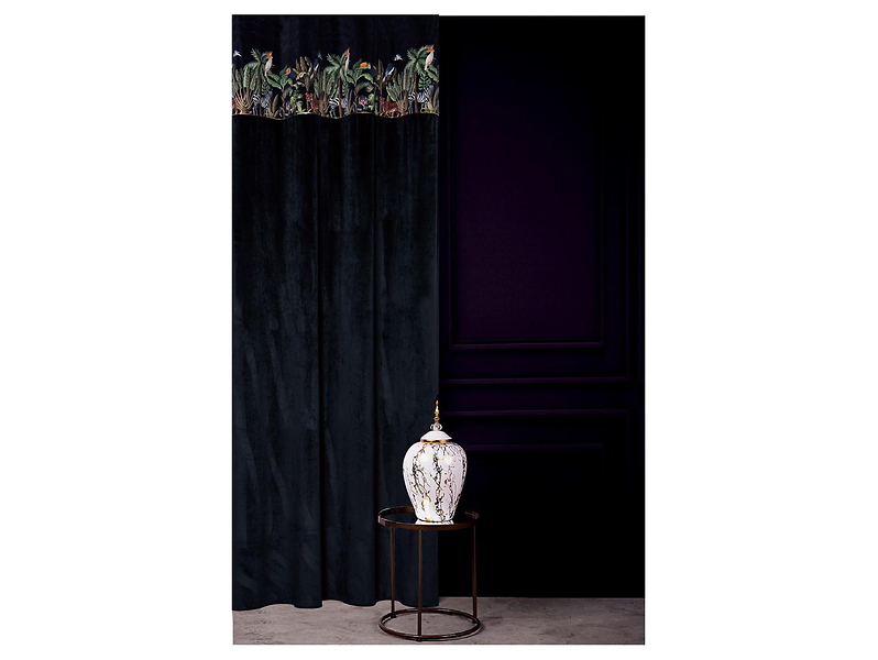 Zasłona Outstanding Chic przelotki 140x270 cm czarna