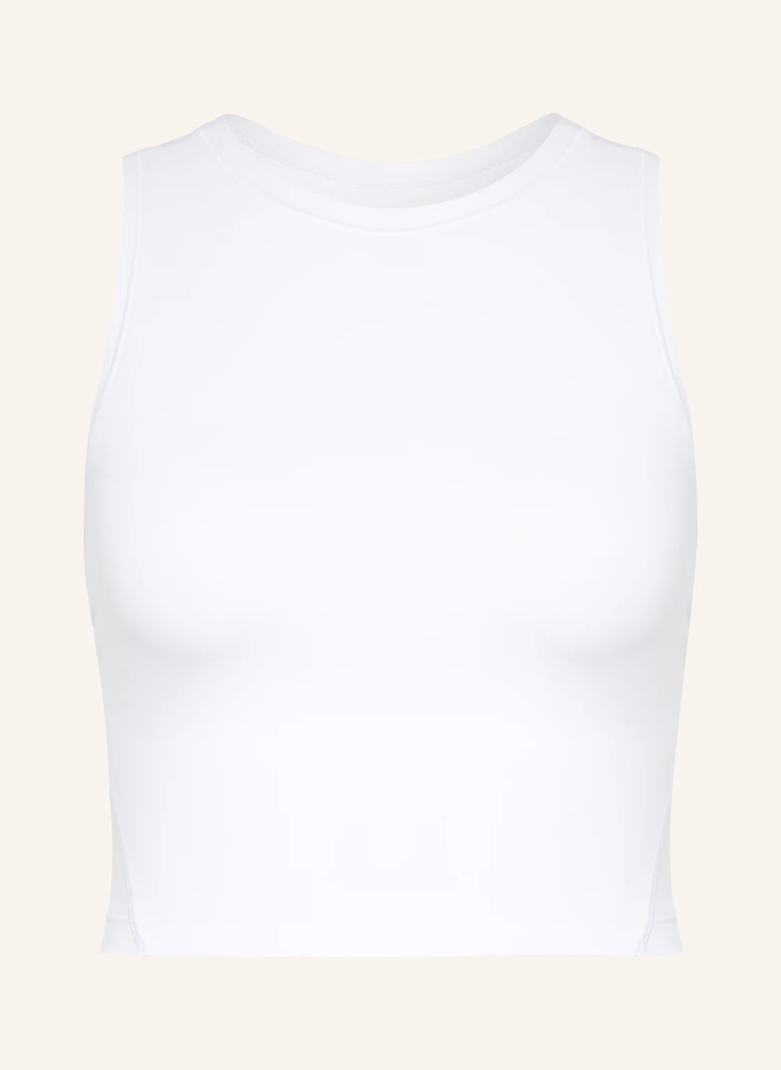 On Cropped-Top STUDIO